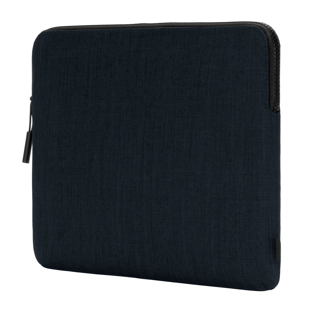 Slim carrying case for computers and tablets up to 13 inches